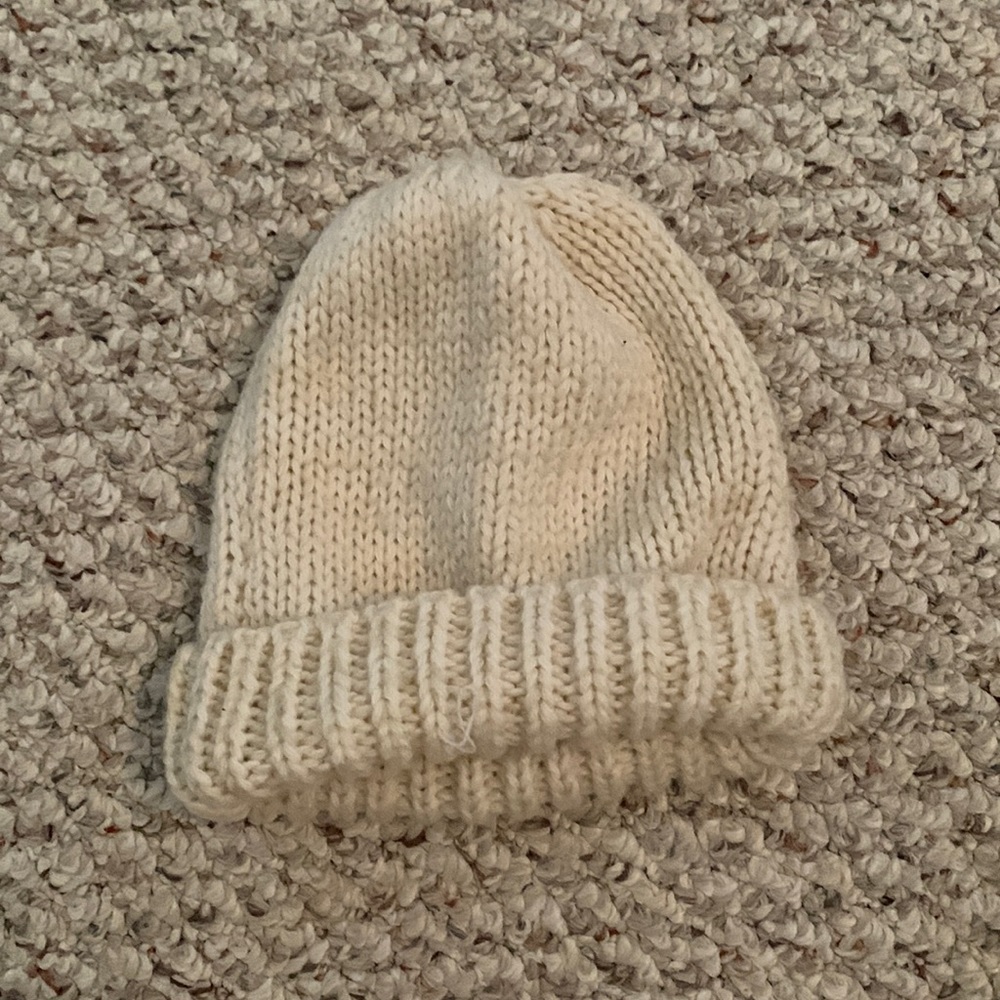 Abercrombie & Fitch White Beanie